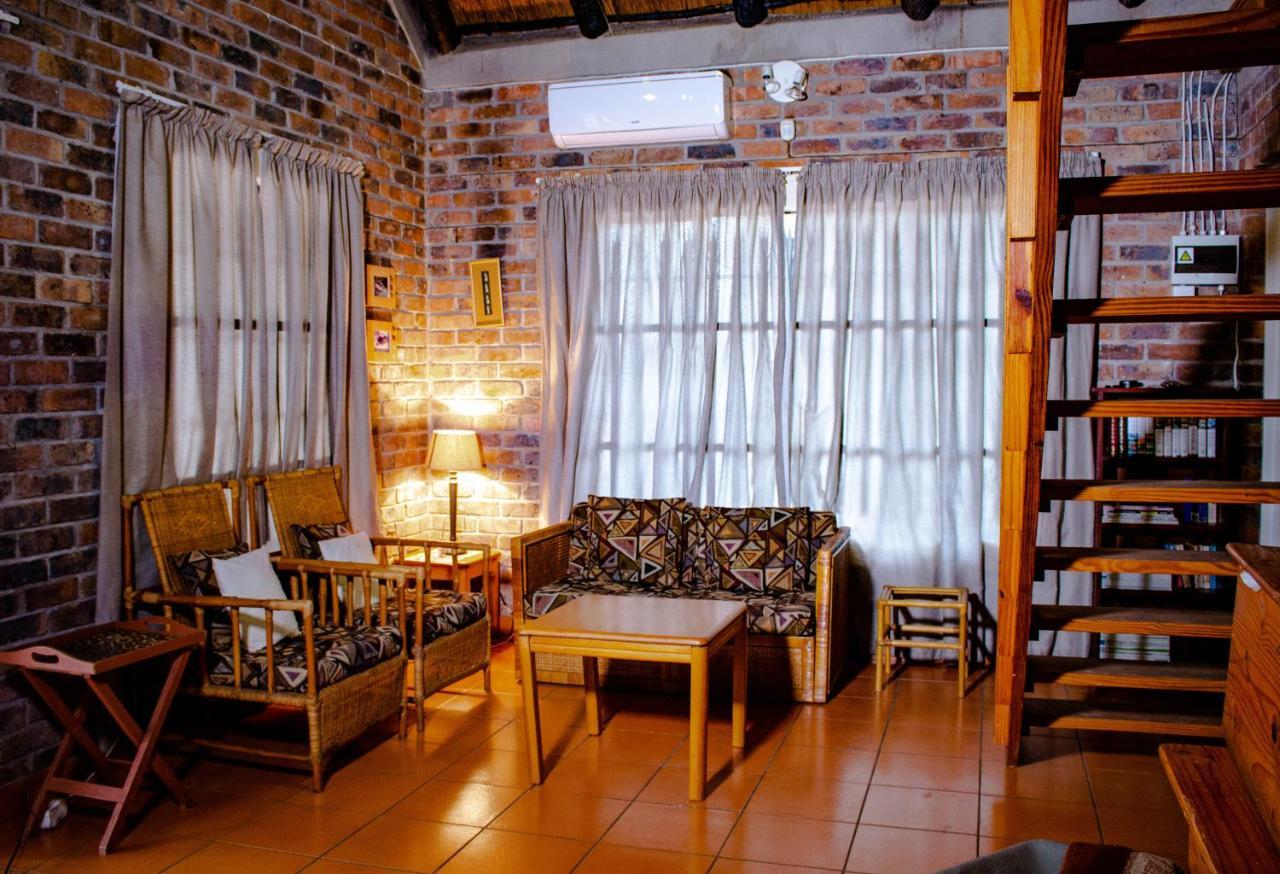 Nanisto Bush Lodge Марлот-Парк Экстерьер фото